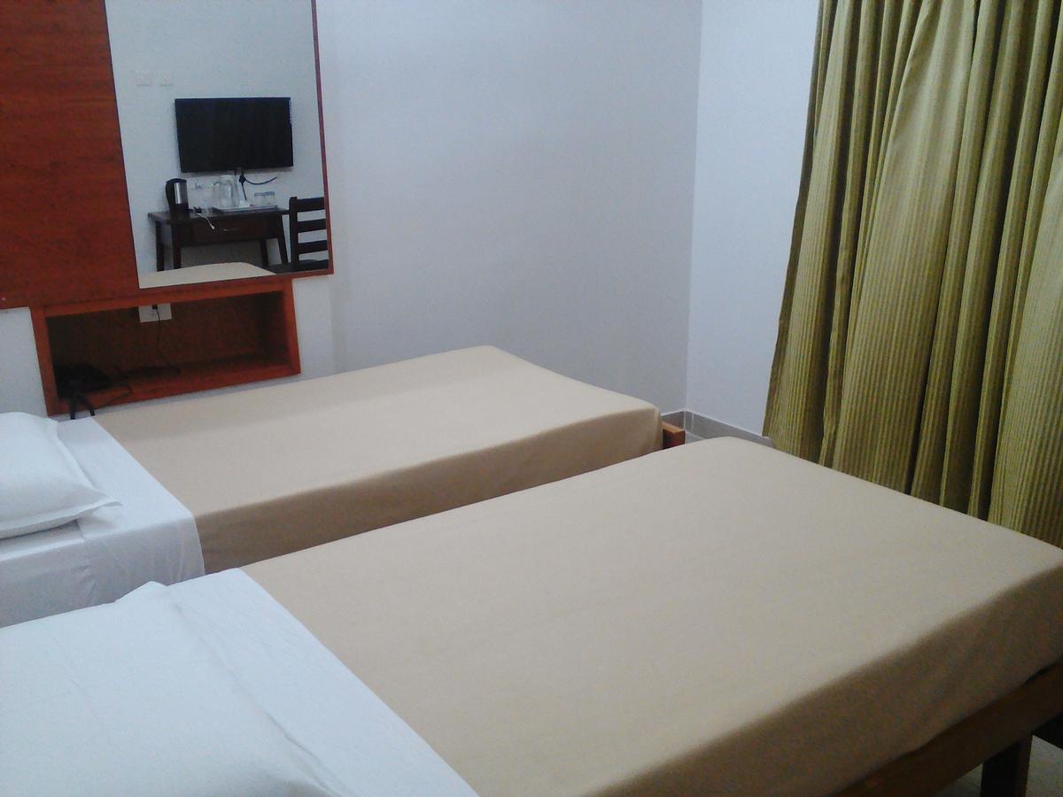 Hotel Surag Residency Tiruchirappalli Exterior foto
